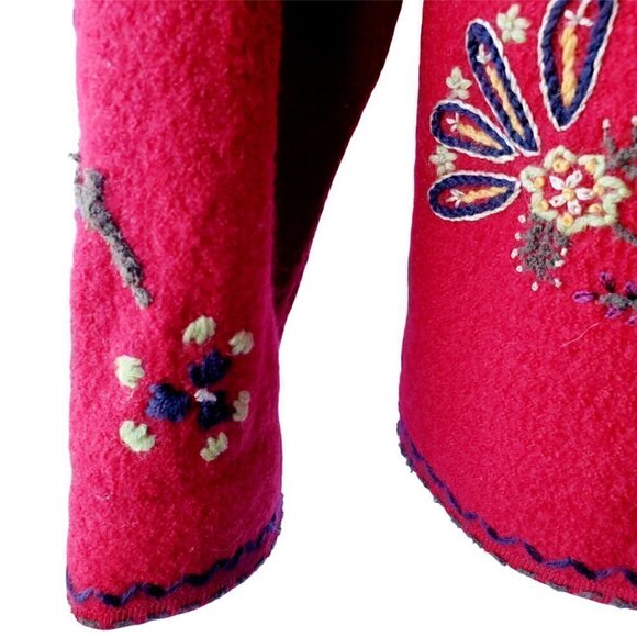𝅺vintage Tabi Red Embroidered floral Cabincore Pure Wool Women's Jacket. Medium - Picture 5 of 10